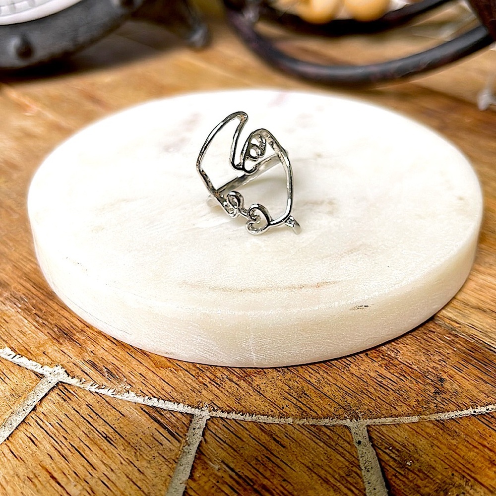 Face ring - Picture 2 of 2